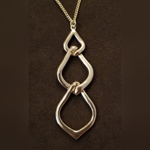 I.N.C. GOLDTONE & CRYSTAL INTERLOCKING LINK PENDANT NECKLACE-ADJUSTABLE-NEW/TAGS - Picture 3 of 6